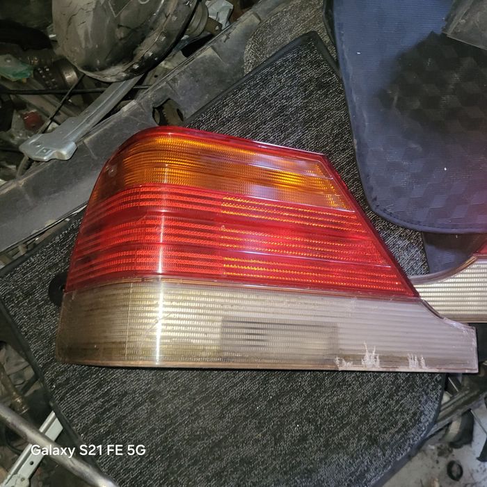 Продам 2 плафона на w140