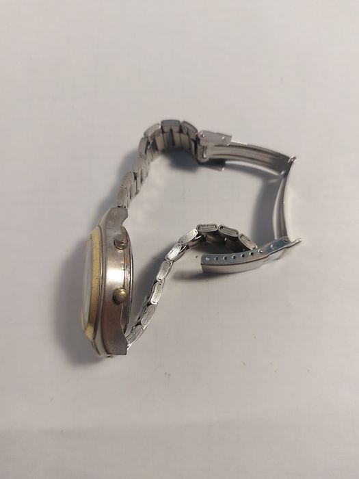 Японские наручные часы SHARP