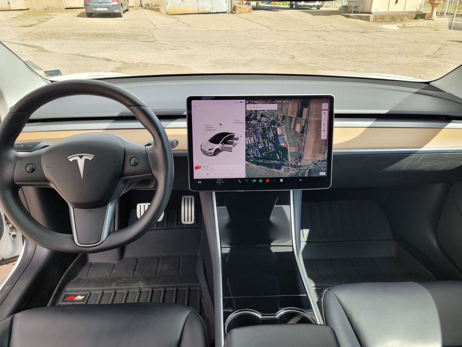 Tesla Model 3 performance