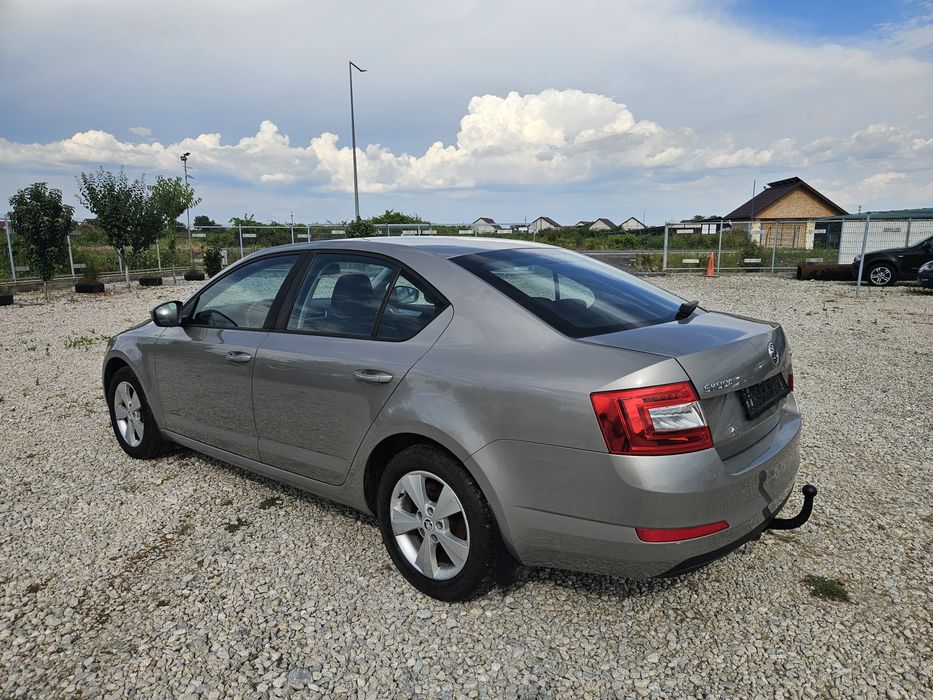 Škoda Octavia 3 Berlina ~ 2014, 1.6 Diesel/Navi/Sc incalzite/Klima X2/Jante aliaj/ RAR inclus + Nr rosii