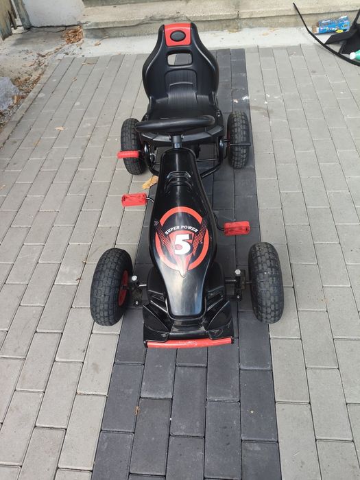 HOMCOM Go Kart cu Pedale pentru Copii, Kart cu Scaun Ajustabil și Roți Gonflabile, Vehicul de Curse pentru Copii 5-12 Ani