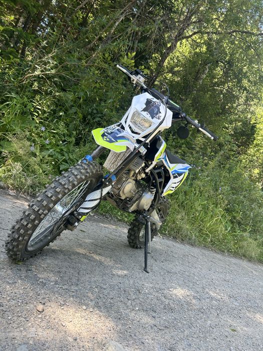 Продам абсолютно новый Пит байк 150 куб