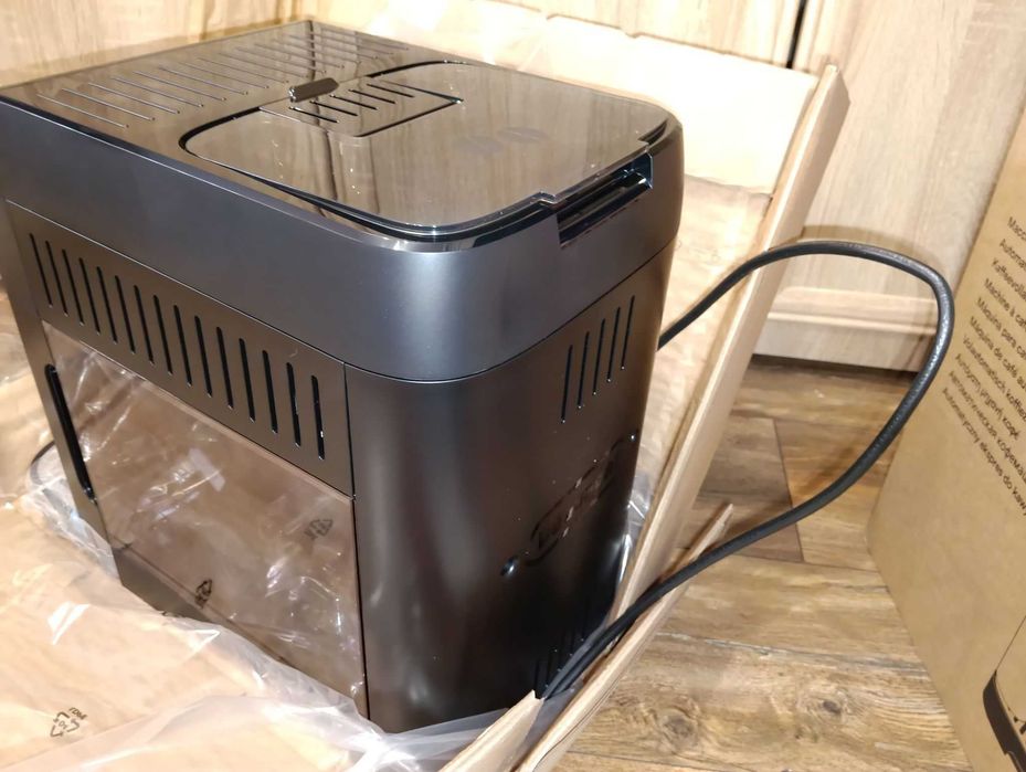 Kофемашина DeLonghi ECAM320.60.B Magnifica Plus