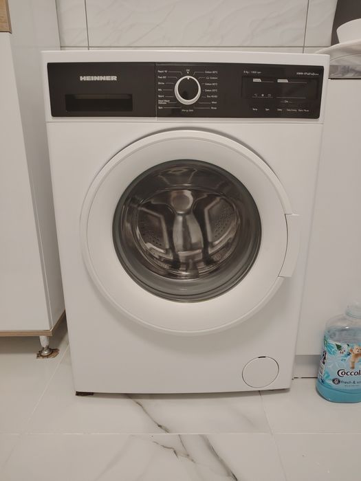 Vând mașină de spălat Heinner