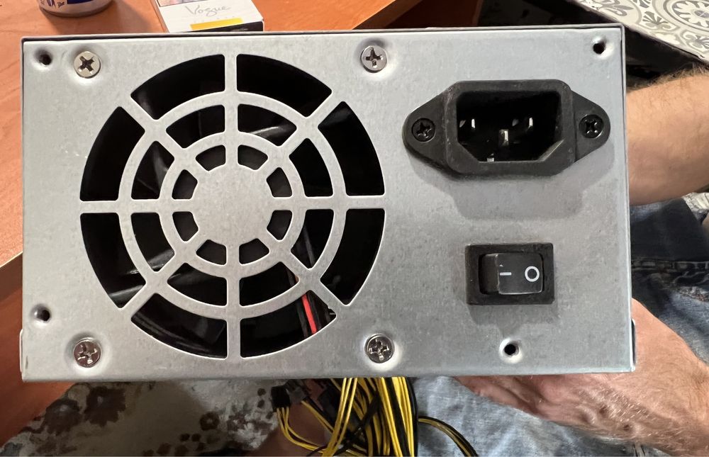 Захранване 1800w