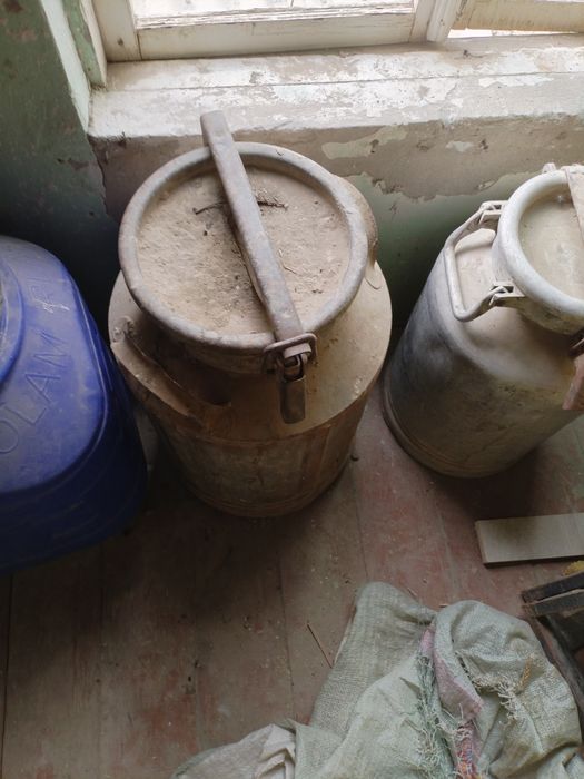 Флягалар сотилади 34 ва 25 литрлик