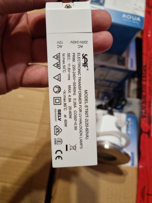 PHILIPS Massive Спот/Лунички за баня с трансформатор - 20W