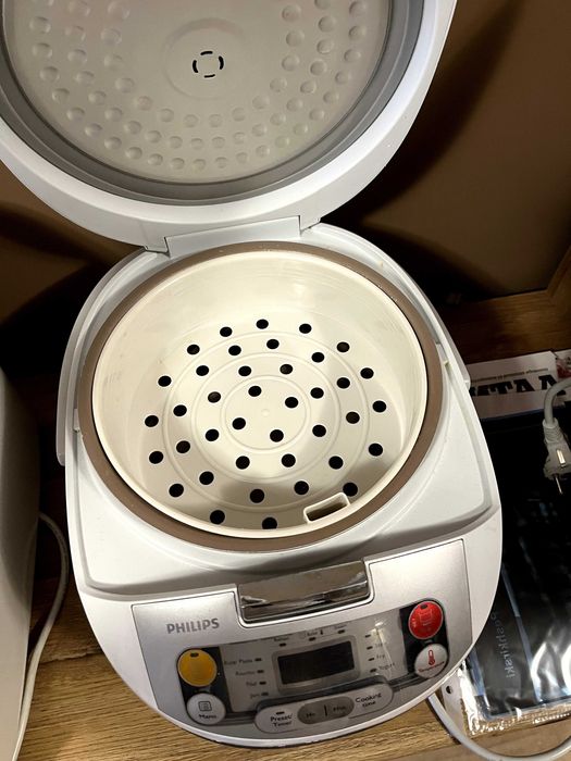 Мултикукър Philips (Серия HD3037)