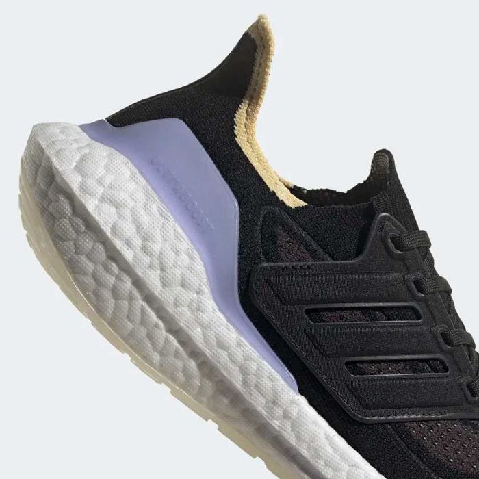Оригинални спортни обувки  ADIDAS ULTRABOOST 21 PRIMEGREEN   EU40.5