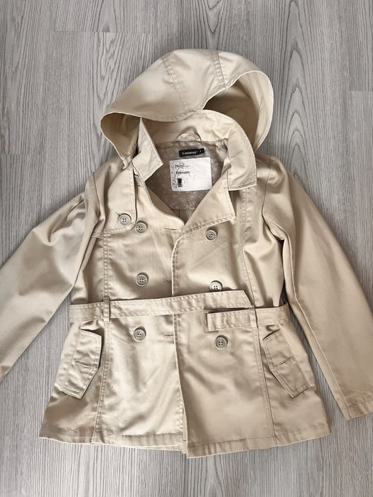 Geaca subtire, eleganta pt fetite 8 ani