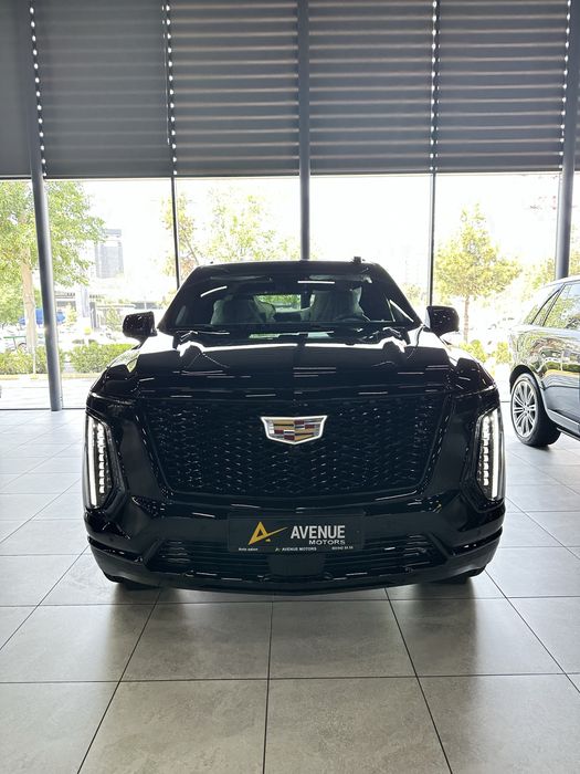 Cadillac escalade 2026 sport platinum