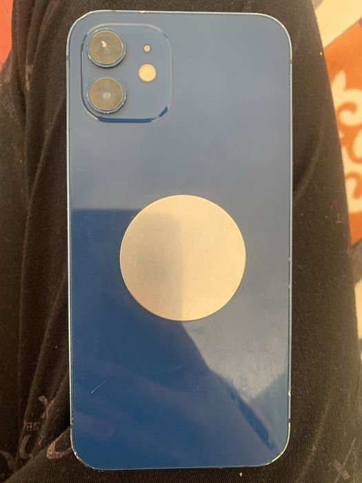 Айфон 12 64гб срочно продам