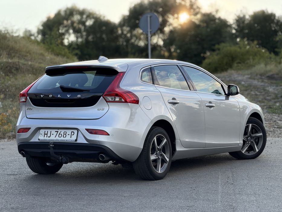 VOLVO V40 2013 — imagine 4