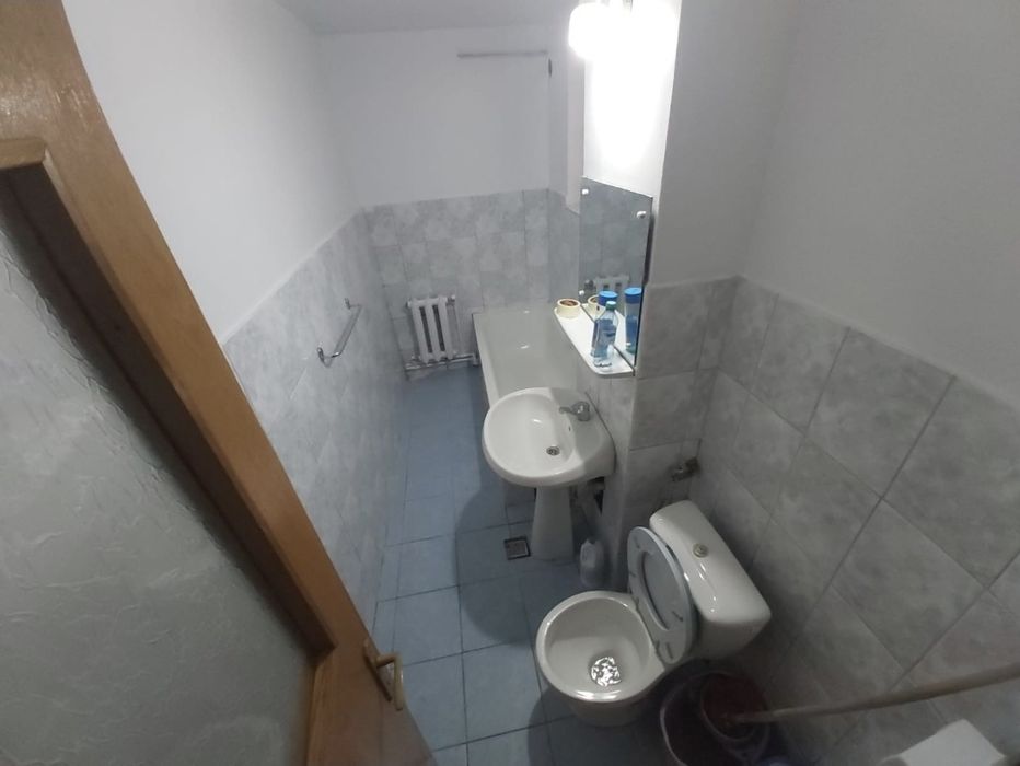 Închiriez apartament 2 camere DOROHOI ZONA CENTRALA