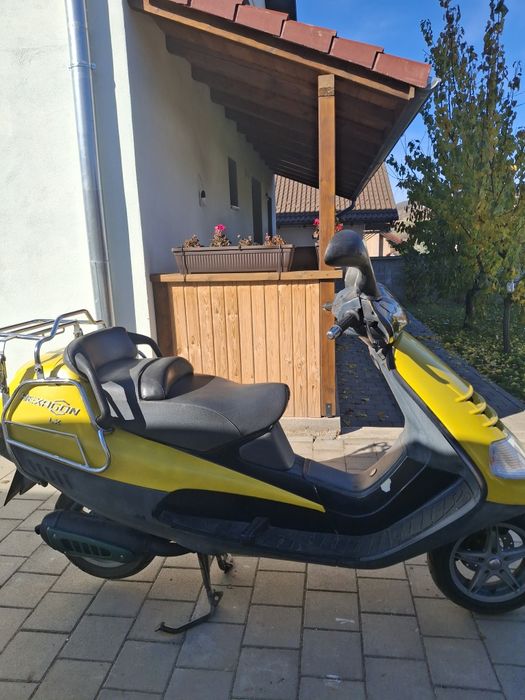 Piaggio hexagon lx 125 2t (acte) + Piaggio hexagon 125 2t (fara acte)