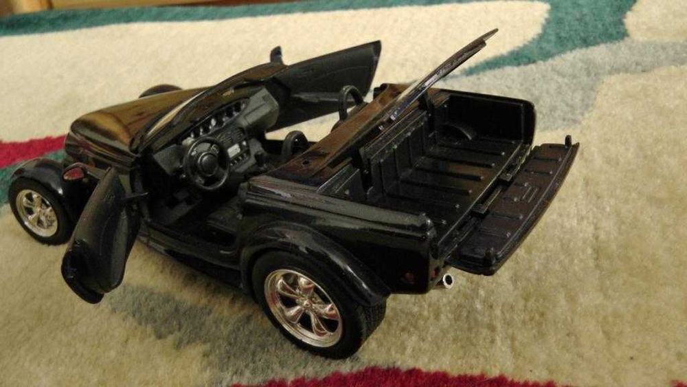 Macheta Chrysler Howler Concept 2001