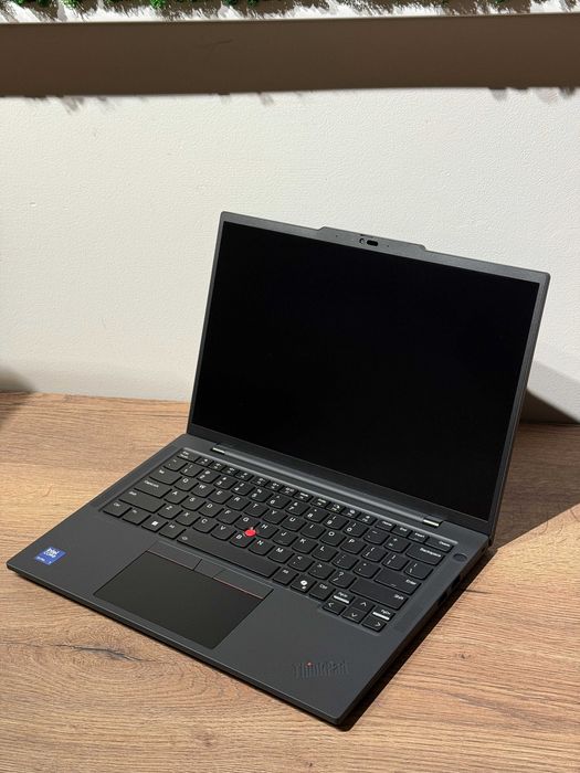 Laptop Lenovo ThinkPad T14 Gen 5 Ultra 7 165U 32GB Ram 512GB SSD Win11