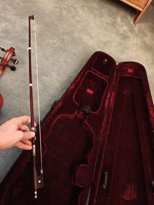 Vioară ca și nouă