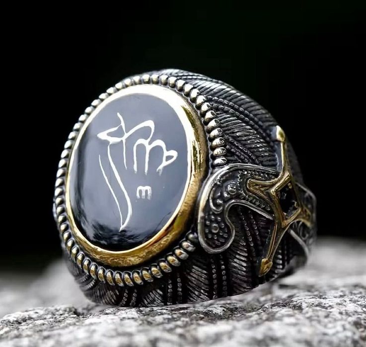 Луксозен мъжки пръстен