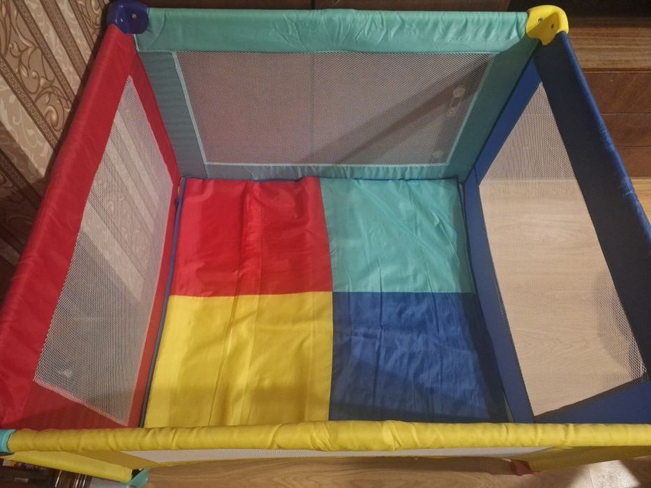 Бебешка кошара за игра