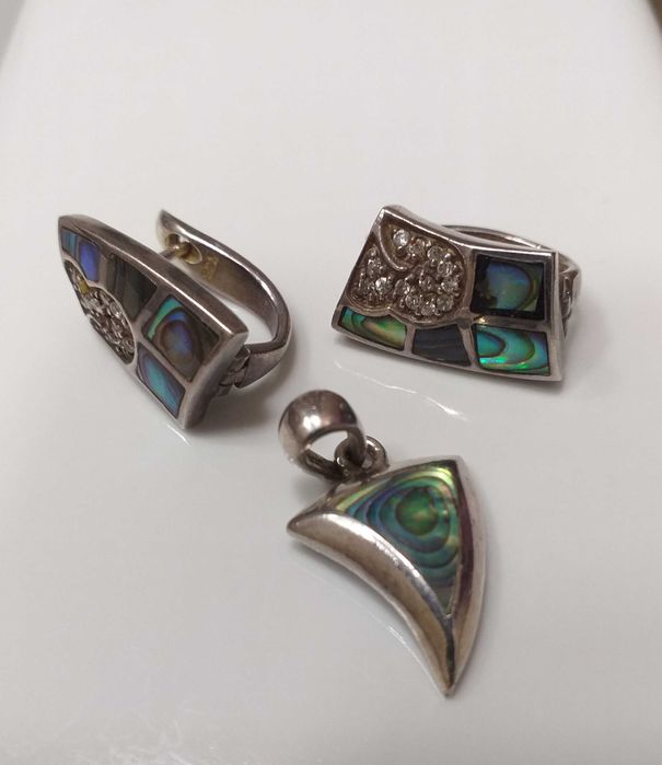 Сребърни обеци с кралски седеф