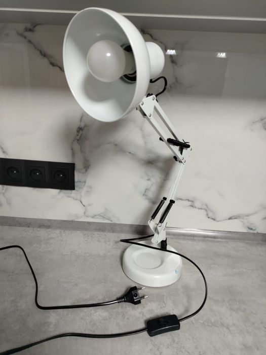 Продам лампу дешево