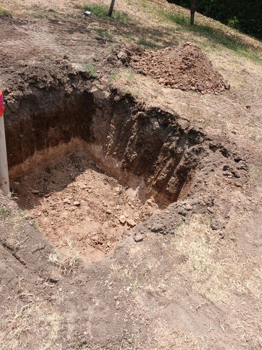 Услуги с мини багер  изгодно Пловдив