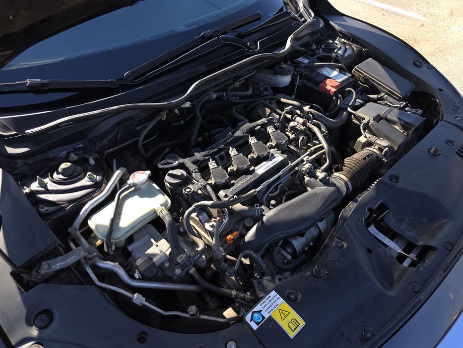 Honda Civic Sedan 10th 4D 1.5T MT Elegance