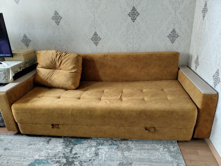 В связи переездом продается диван