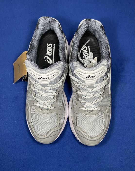 ASICS Gel Kayano 14 Metallic Grey | Noi | EU 43.5 | Cu cutie