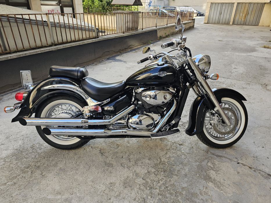 Suzuki Intruder c800