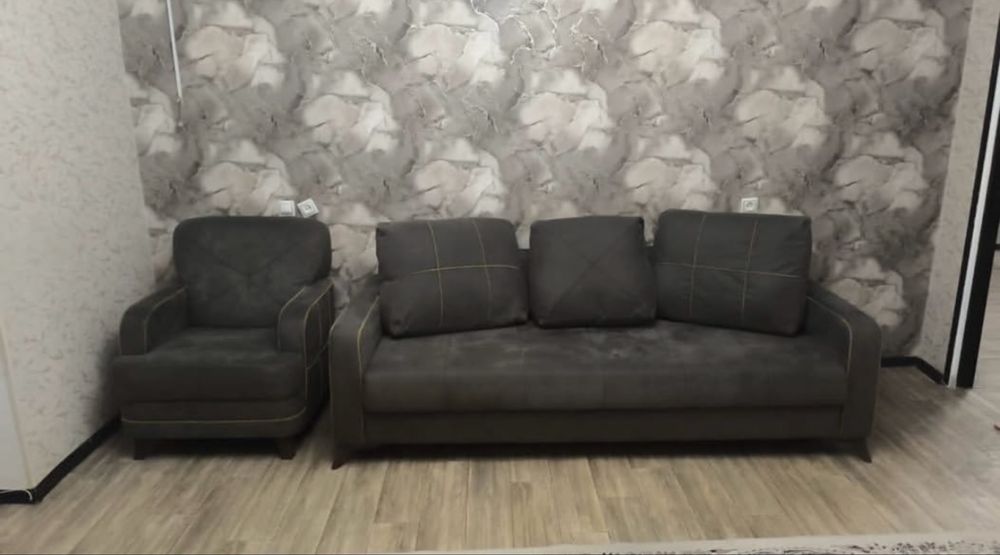 Диван раскладной срочно продам доставка есть