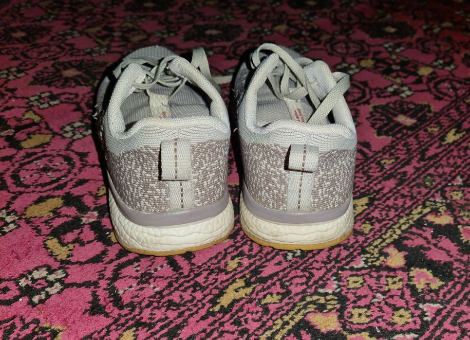 Кроссовки мужские  40