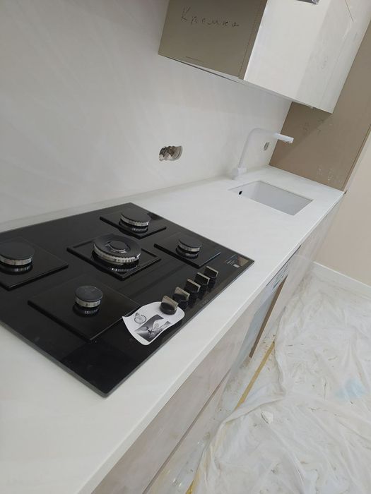 Столешница из кварца акрила качества