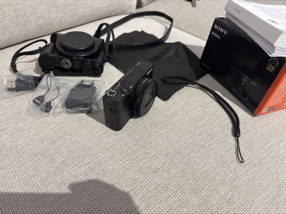 Sony Cyber-shot RX100 VI