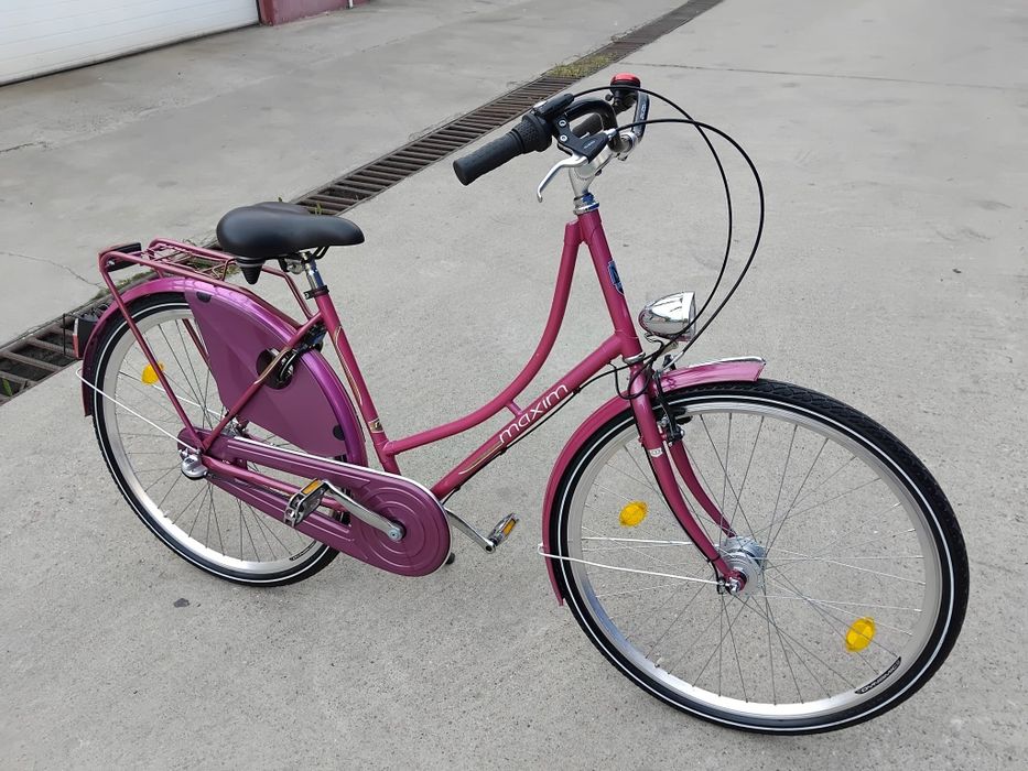 Vând bicicleta pentru damă