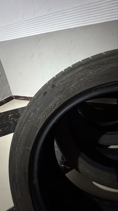 Летный шины 236/50/19 4 шт