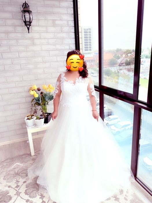 Продам свадебную платье