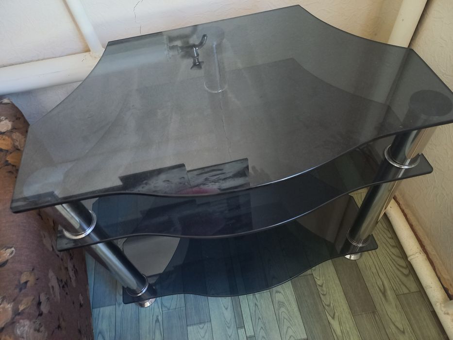 Pradayu pastafku dlya televizora v atlichnim sostayani srochna pradayu