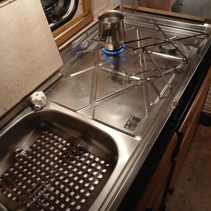 Каравана нов внос