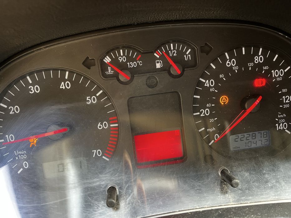 Volkswagen Golf 2003 benzină, 604 € — imagine 3
