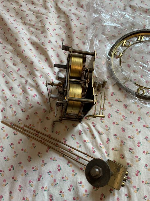 Mecanism ceas cu pendul