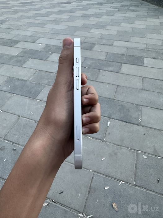 IPHONE 13 128gb 99 yomkost paket