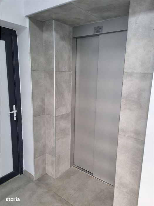 Apartament tip penthouse 2 camere si terasa proprie