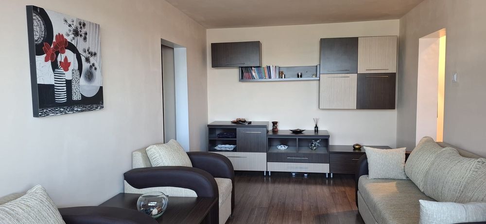 Apartament 2 camere semidecomandat Valea Rosie