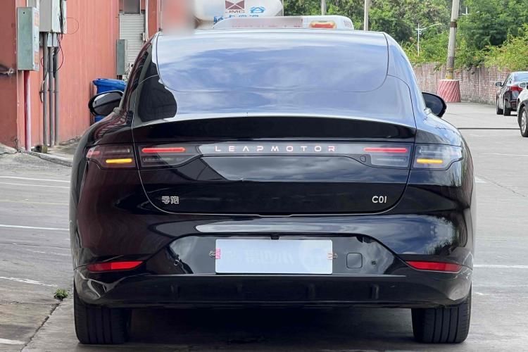 Продаёться презентабельный Leapmotor C01 Smart Long Range 717 km фулл