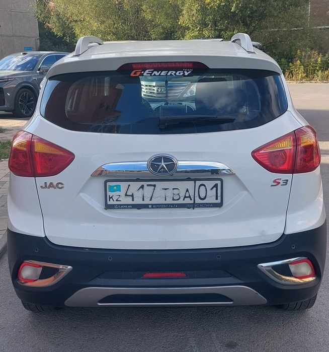 Продам Jac S3 2017 год
