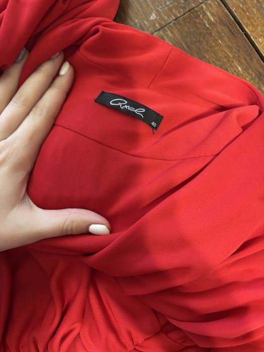 Рокля от Аксел.