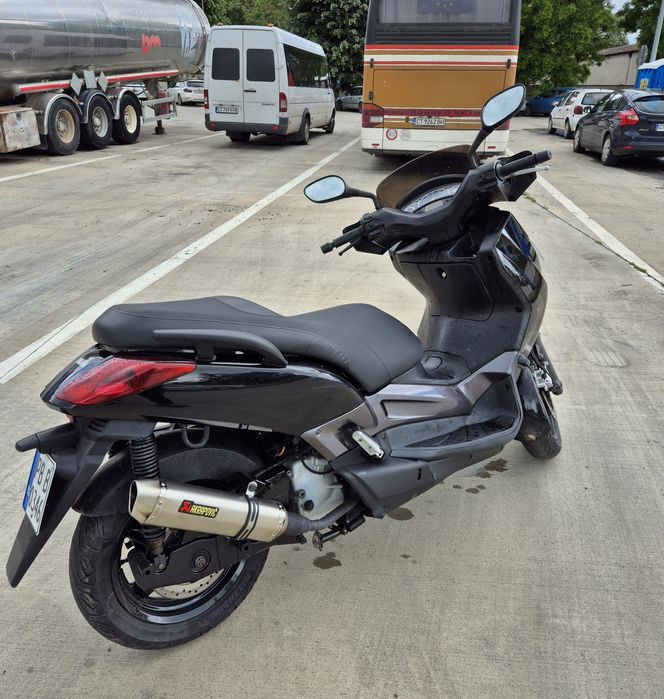 Yamaha X-MAX 125i