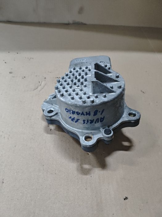 Водна помпа за Toyota Auris,CHR 1.8 hybrid